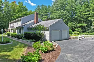 576 Holmes Rd, Pittsfield, MA 01201 - Photo 43