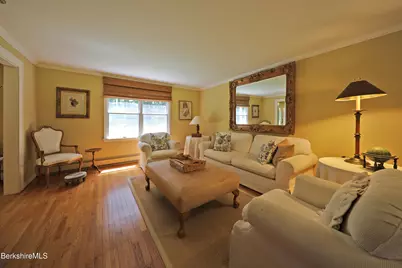 576 Holmes Rd, Pittsfield, MA 01201 - Photo 13