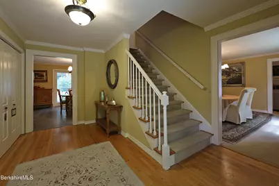 576 Holmes Rd, Pittsfield, MA 01201 - Photo 3