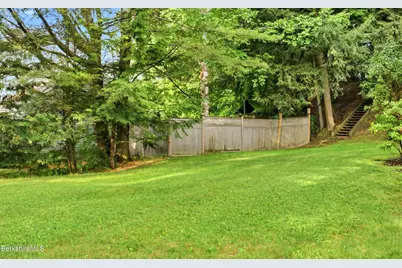 145 Leona Dr, Pittsfield, MA 01201 - Photo 41