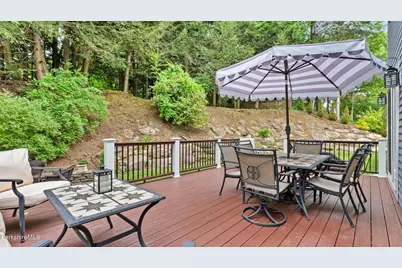 145 Leona Dr, Pittsfield, MA 01201 - Photo 31