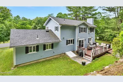 145 Leona Dr, Pittsfield, MA 01201 - Photo 35