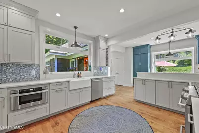 1020 Simonds Rd, Williamstown, MA 01267 - Photo 13