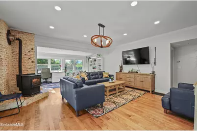 1020 Simonds Rd, Williamstown, MA 01267 - Photo 17