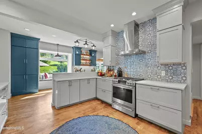 1020 Simonds Rd, Williamstown, MA 01267 - Photo 11
