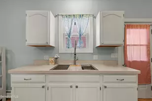 49A Arnold Pl, North Adams, MA 01247 - Photo 13