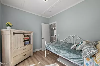 49A Arnold Place, North Adams, MA 01247 - Photo 15