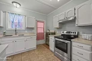 49A Arnold Pl, North Adams, MA 01247 - Photo 11