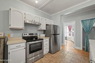 49A Arnold Place, North Adams, MA 01247 - Photo 9