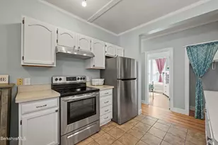 49A Arnold Pl, North Adams, MA 01247 - Photo 9