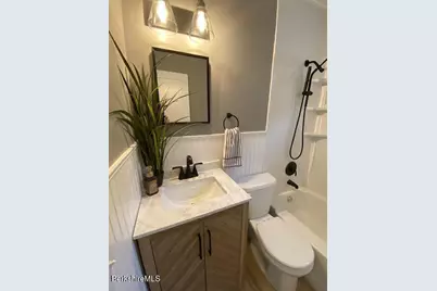 48 Plastics Ave, Pittsfield, MA 01201 - Photo 9