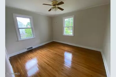 48 Plastics Ave, Pittsfield, MA 01201 - Photo 19