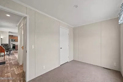 31 2nd Ave, Cheshire, MA 01225 - Photo 15
