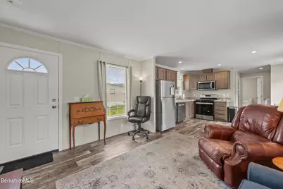 31 2nd Ave, Cheshire, MA 01225 - Photo 5