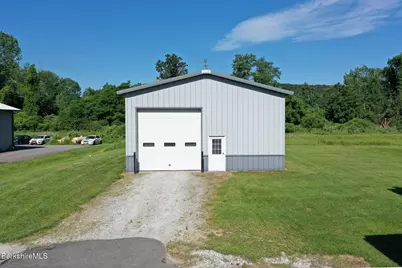 1955 N Main St, Sheffield, MA 01257 - Photo 21