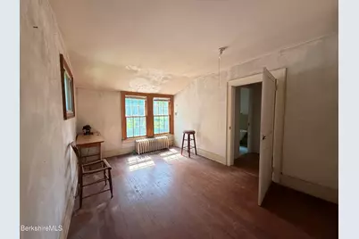 254 Main St, Sheffield, MA 01257 - Photo 11