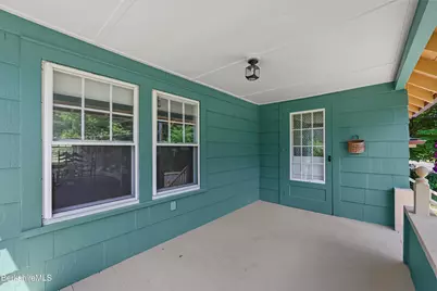 14 Prospect St, Great Barrington, MA 01230 - Photo 5