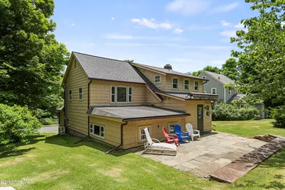 14 Prospect St, Great Barrington, MA 01230 - Photo 3