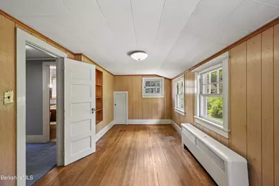 14 Prospect St, Great Barrington, MA 01230 - Photo 19