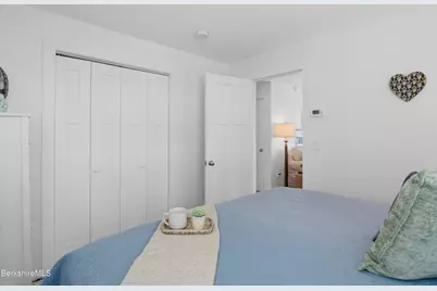 595 Lakeway Dr, Pittsfield, MA 01201 - Photo 23