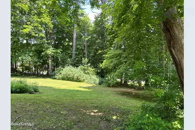 9 Bolton Dr, Lenox, MA 01240 - Photo 9