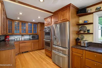 294 Bulkley St, Williamstown, MA 01267 - Photo 23