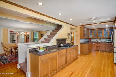 294 Bulkley St, Williamstown, MA 01267 - Photo 5