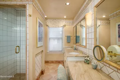 294 Bulkley St, Williamstown, MA 01267 - Photo 17