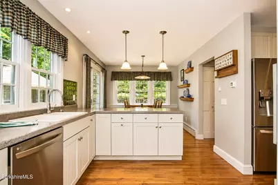 53 Main St, Stockbridge, MA 01262 - Photo 15