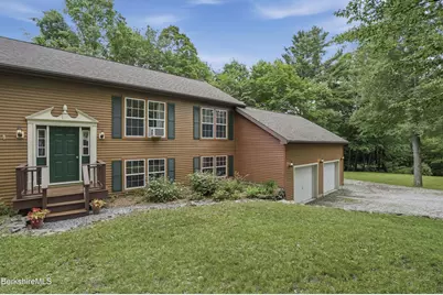 28 Mountain Pond Ln, New Ashford, MA 01237 - Photo 3