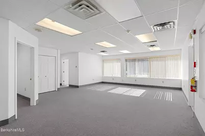 789 Main St, Great Barrington, MA 01230 - Photo 17