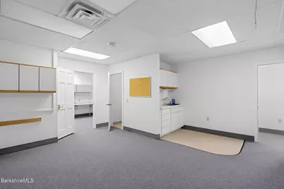 789 Main St, Great Barrington, MA 01230 - Photo 13