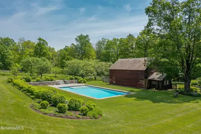 1015 Sisson Hill Rd, New Marlboro, MA 01230 - Photo 3