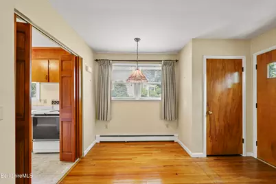 560 Crane Ave, Pittsfield, MA 01201 - Photo 5
