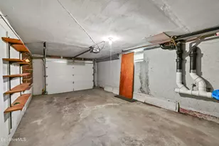 560 Crane Ave, Pittsfield, MA 01201 - Photo 33