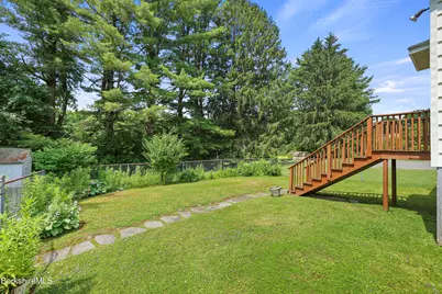 560 Crane Ave, Pittsfield, MA 01201 - Photo 37