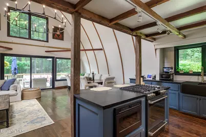 194 Whitman Rd, Hancock, MA 01237 - Photo 13