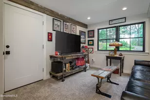 194 Whitman Rd, Hancock, MA 01237 - Photo 25