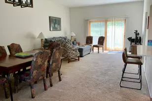 8 Rolling, Lenox, MA 01240 - Photo 3