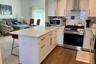 8 Rolling, Lenox, MA 01240 - Photo 7