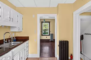 35 Dexter St, Pittsfield, MA 01201 - Photo 21