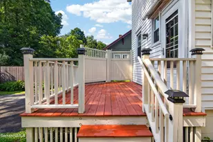 35 Dexter St, Pittsfield, MA 01201 - Photo 7