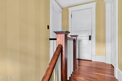 35 Dexter St, Pittsfield, MA 01201 - Photo 27