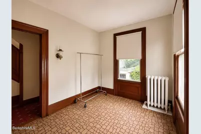 2 Melrose St, Adams, MA 01220 - Photo 15