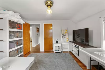 24 Marlboro Dr, Pittsfield, MA 01201 - Photo 35