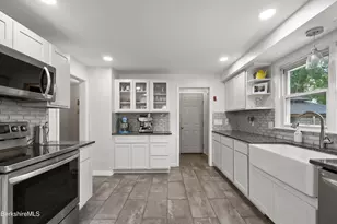 24 Marlboro Dr, Pittsfield, MA 01201 - Photo 19
