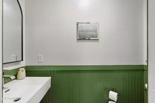 24 Marlboro Dr, Pittsfield, MA 01201 - Photo 27