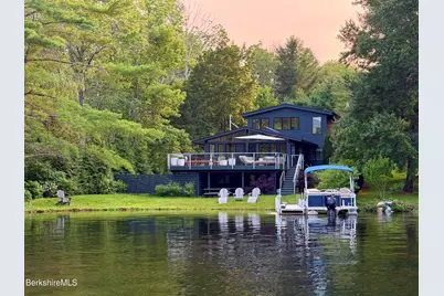 19 Buckingham Ln, Monterey, MA 01245 - Photo 1