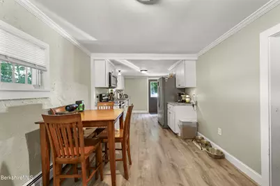 418 N Houghton St, Clarksburg, MA 01247 - Photo 9