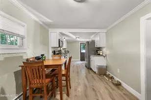 418 N Houghton St, Clarksburg, MA 01247 - Photo 9